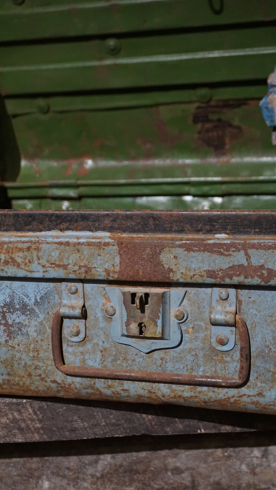 Rene Houtman Antieke Metalen Koffer | H24 x B61 x D36 cm