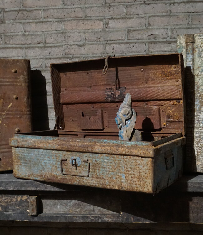 Rene Houtman Antieke Metalen Koffer | H26 x B66 x D35 cm