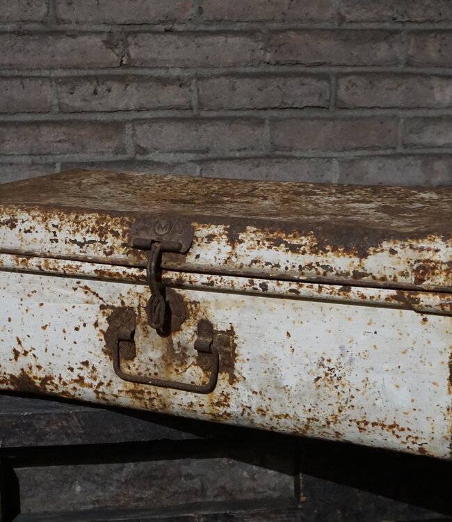 Rene Houtman Antieke Metalen Koffer | H25 x B61 x D36 cm