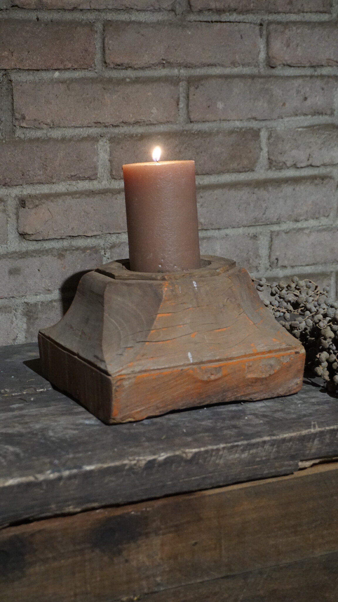 Rene Houtman Oud Houten Poer | Nr 1 | H12 x B20 x D20 cm