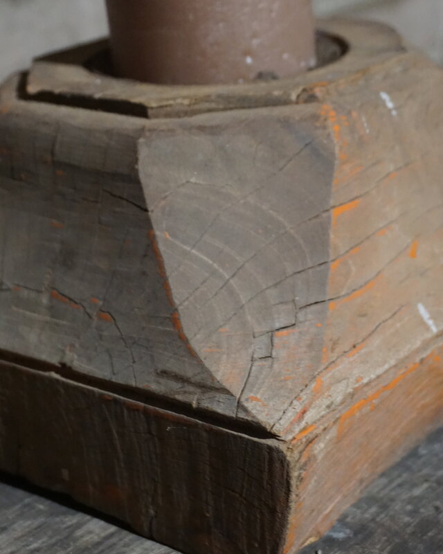 Rene Houtman Oud Houten Poer | Nr 1 | H12 x B20 x D20 cm