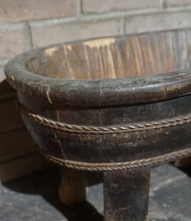 Rene Houtman Staande Ovale Olijfbak | H39 x B50 x D33 cm