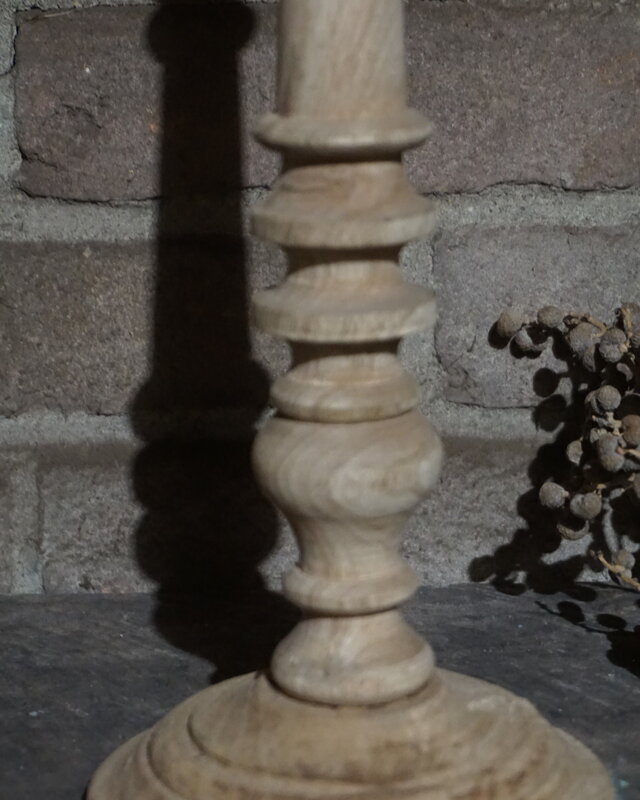 Rene Houtman Kaarsenhouder Hout | H32 x D13 cm