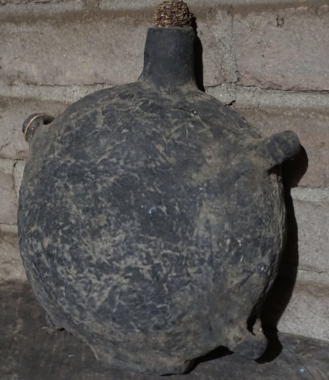 Rene Houtman Oude Olie Fles | H28 x B20 cm