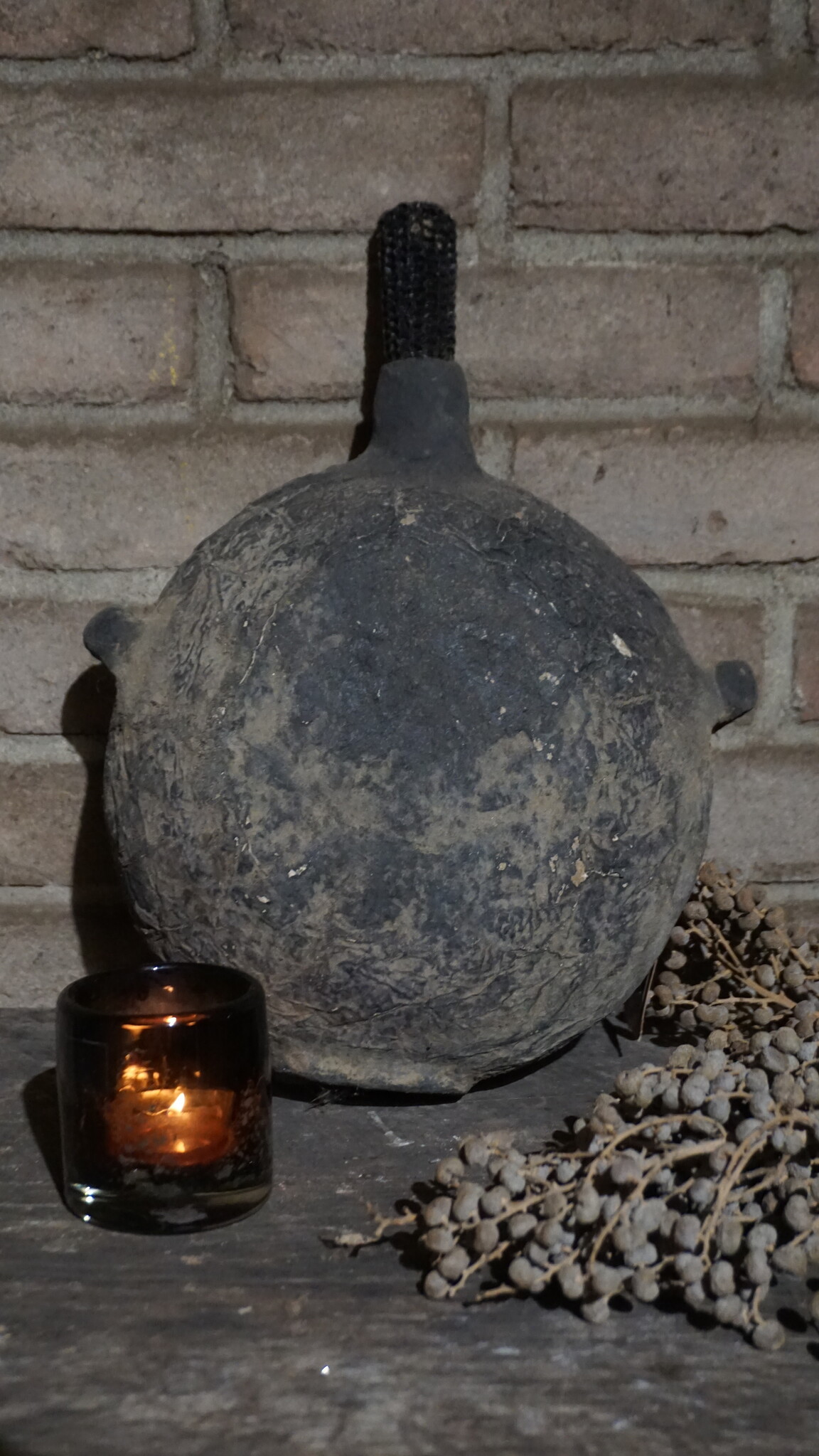 Rene Houtman Oude Olie Fles | H37 x B25 cm