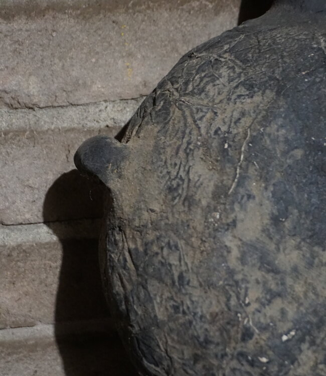 Rene Houtman Oude Olie Fles | H37 x B25 cm