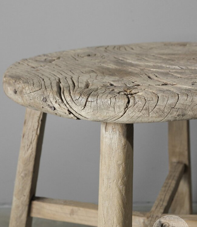 Be-Uniq Oude Ronde Bijzettafel | China | H47xB48xD48 cm