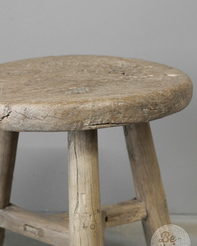 Be-Uniq Oude Ronde Bijzettafel | China | H31 x D42 cm