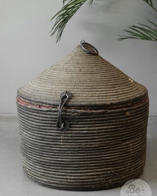 Be-Uniq Oude Desert Mand | India | H64 x D66 cm