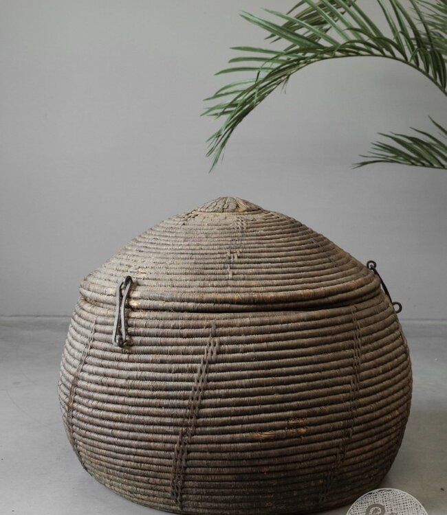 Be-Uniq Oude Desert Mand | India | H90 x D80 cm