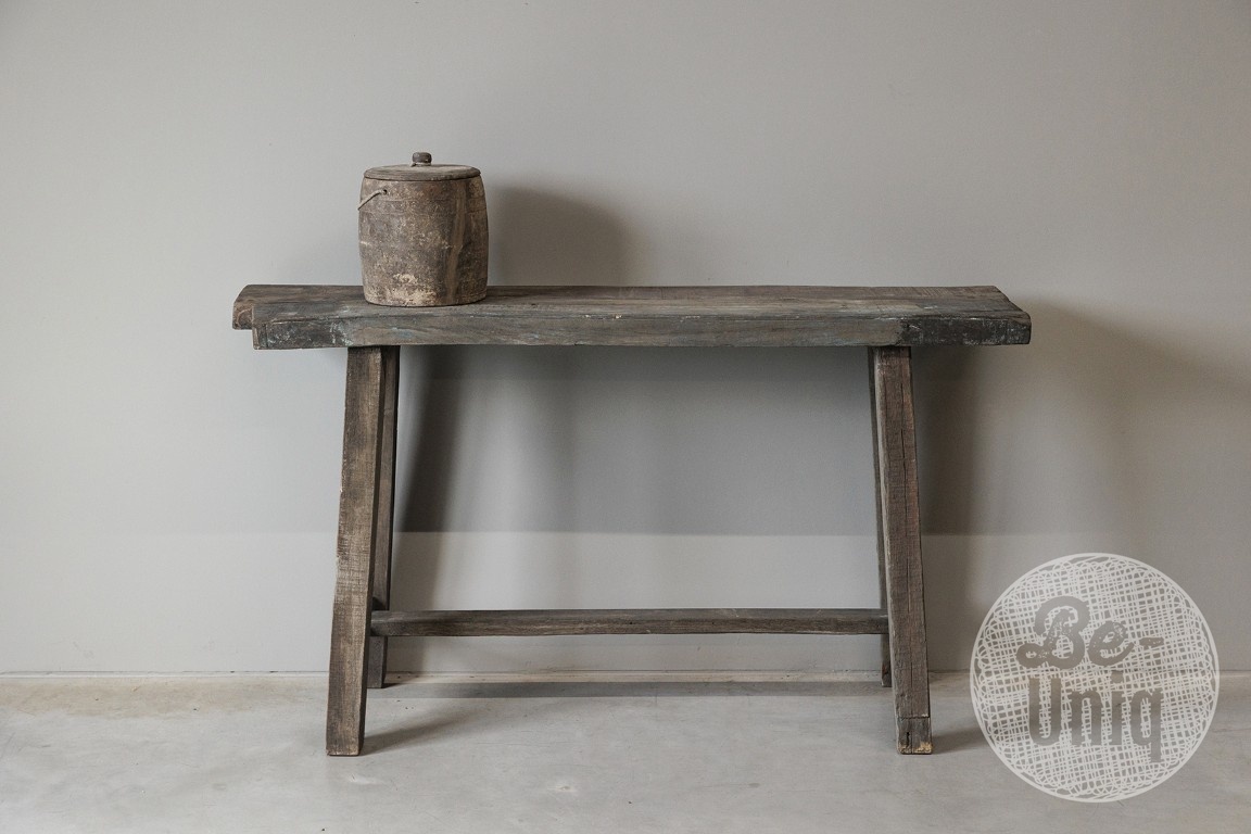 Be-Uniq Sidetable Organisch | Oud Hout | H86xB152xD34 cm
