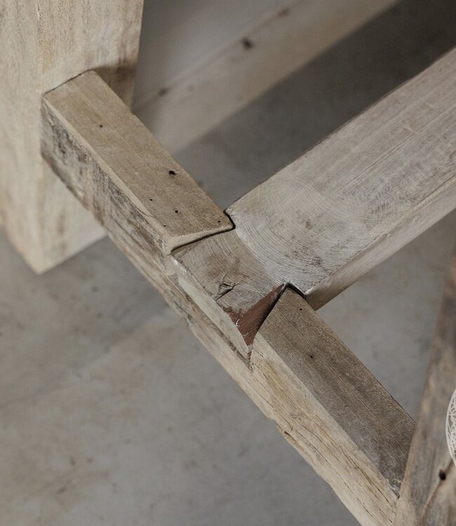 Be-Uniq Sidetable Organisch | Oud Hout | H87xB148xD39 cm