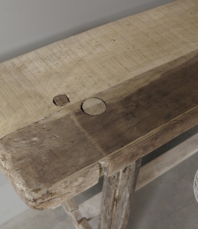 Be-Uniq Sidetable Organisch | Oud Hout | H87xB148xD39 cm