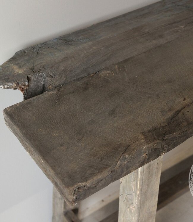 Be-Uniq Sidetable Organisch | Oud Hout | H85xB143xD44 cm