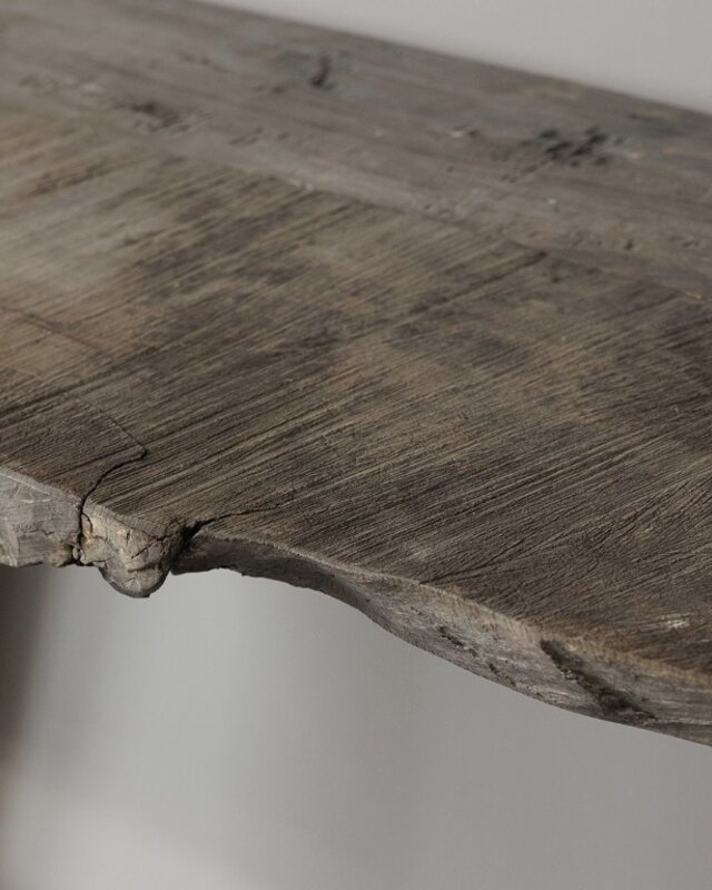 Be-Uniq Sidetable Organisch | Oud Hout | H85xB143xD44 cm