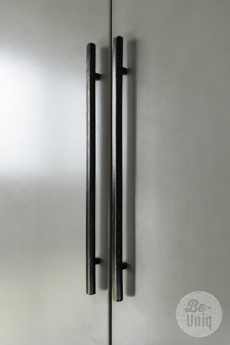 Be-Uniq 2-Deurs Kast Fancy | Licht Grijs | H225xB85xD43 cm