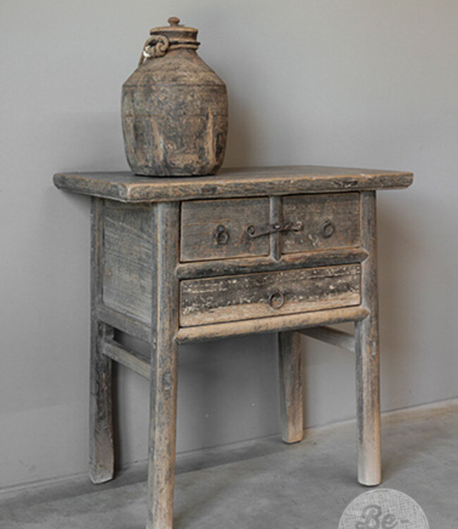 Be-Uniq Oude Haltafel | China | H82xB79xD45 cm