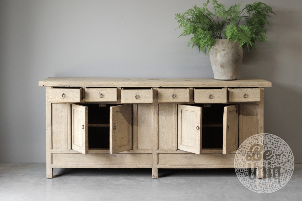 Be-Uniq Oud Dressoir | China | H94 x B221 x D50 cm