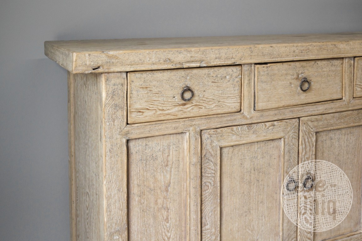 Be-Uniq Oud Dressoir | China | H94 x B221 x D50 cm