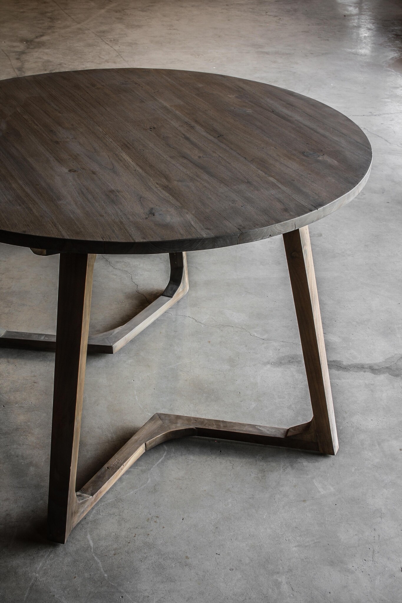Hoffz Tafel | Yaro | Dia 120 x H (+-) 77 cm