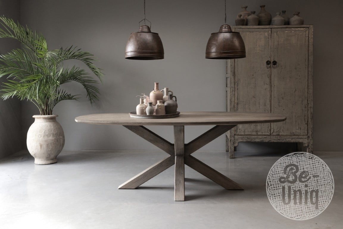 Be-Uniq Eettafel Ovaal | Patine | H78 x B220 x D110 cm