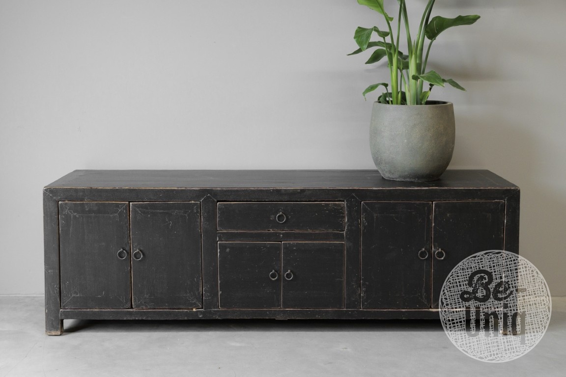 Be-Uniq Oud Tv Dressoir | China | H56 x B 172 x D45 cm