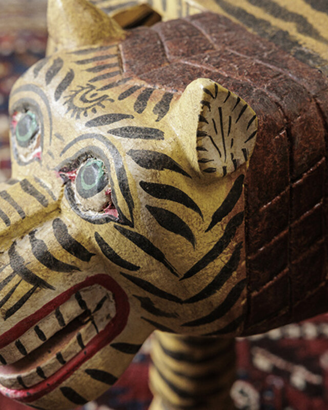 Be-Uniq Bankje Tijger | India | H38 x B125 x D30 cm