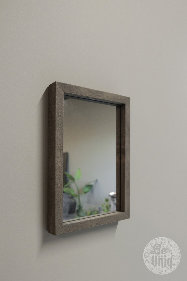 Be-Uniq Spiegel Siau | Met Standaard | H34 x B24 x D4 cm