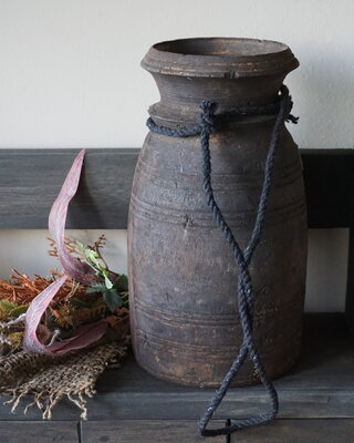 Rene Houtman Nepalese Houten Pot | H23 x D12 cm