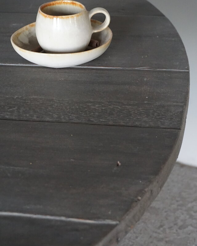 Rene Houtman Ronde Tafel | Grijs | Hout | H77 x D140 cm
