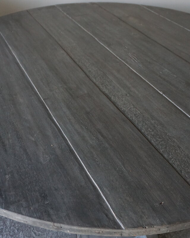 Rene Houtman Ronde Tafel | Grijs | Hout | H77 x D140 cm