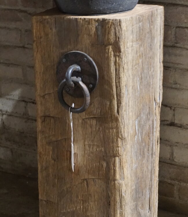 Rene Houtman Oude Meer Paal | Hout | H69 x B29 x D29 cm