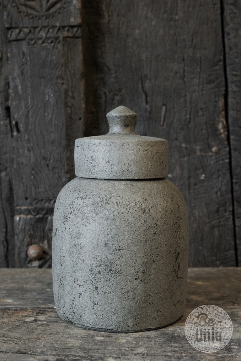 Be-Uniq Pot 008 | Small | Elephant Collection | H25xD14 cm