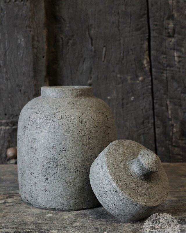 Be-Uniq Pot 008 | Small | Elephant Collection | H25xD14 cm