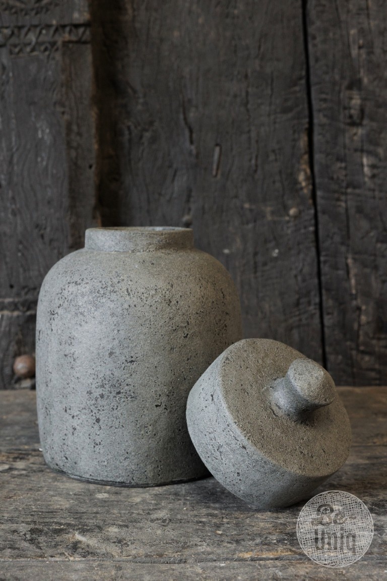 Be-Uniq Pot 008 | Small | Elephant Collection | H25xD14 cm