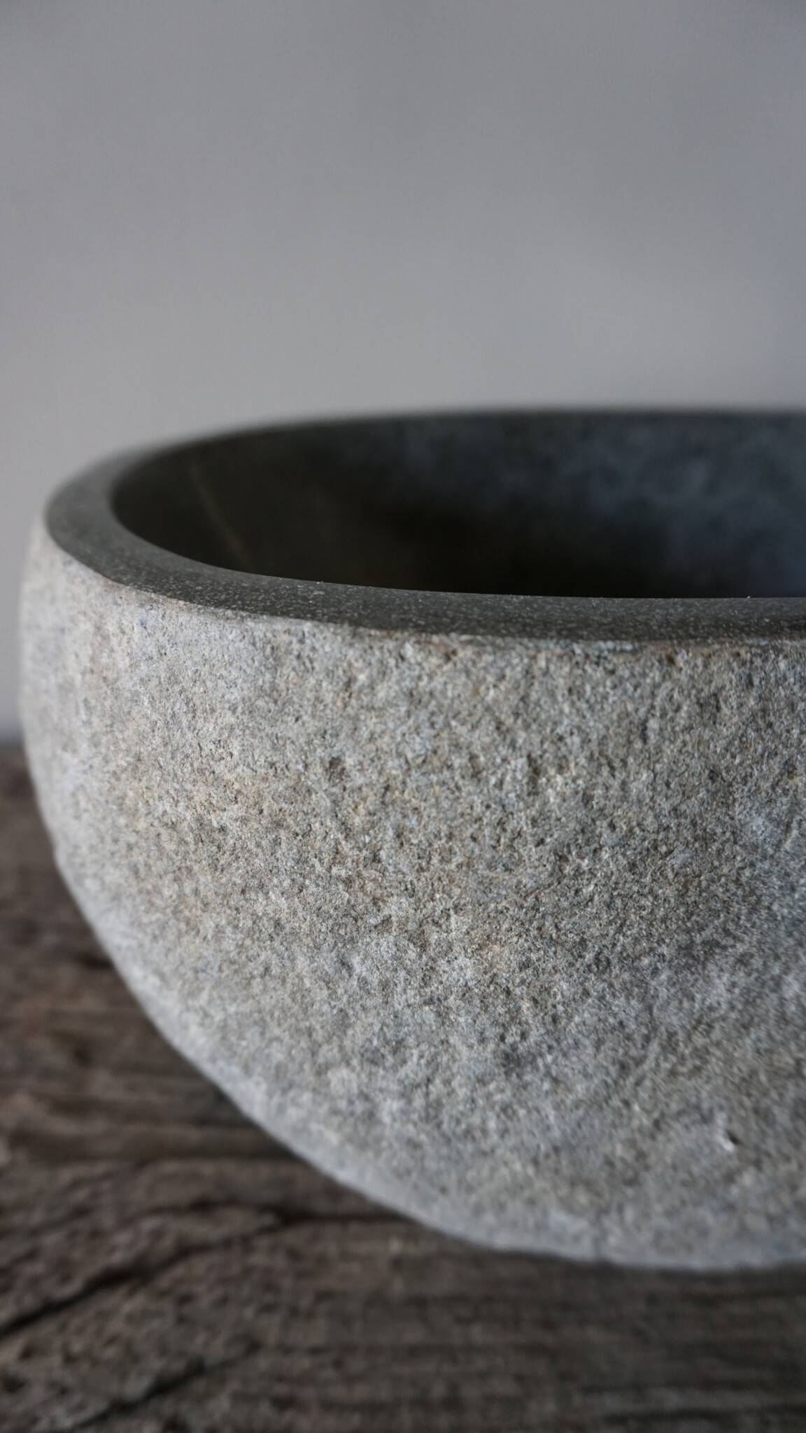 Rene Houtman Kleine Stenen Waskom + Spoelgat | H14 x B27 x D19 cm