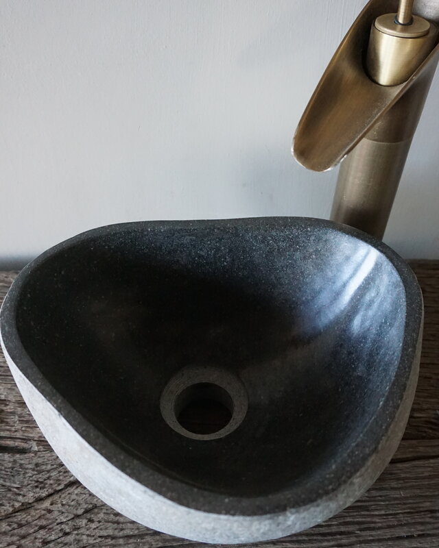 Rene Houtman Kleine Stenen Waskom + Spoelgat | H14 x B28 x D22 cm