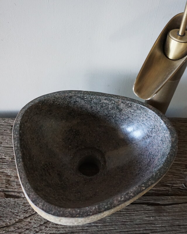 Rene Houtman Kleine Stenen Waskom + Spoelgat | H13 x B28 x D23 cm