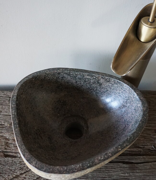 Rene Houtman Kleine Stenen Waskom + Spoelgat | H13 x B28 x D23 cm