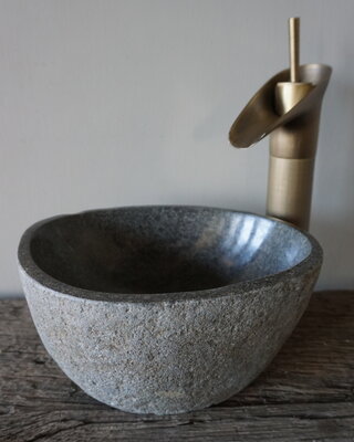 Rene Houtman Kleine Stenen Waskom + Spoelgat | H13 x B27 x D21 cm