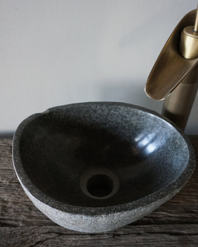 Rene Houtman Kleine Stenen Waskom + Spoelgat | H13 x B27 x D21 cm