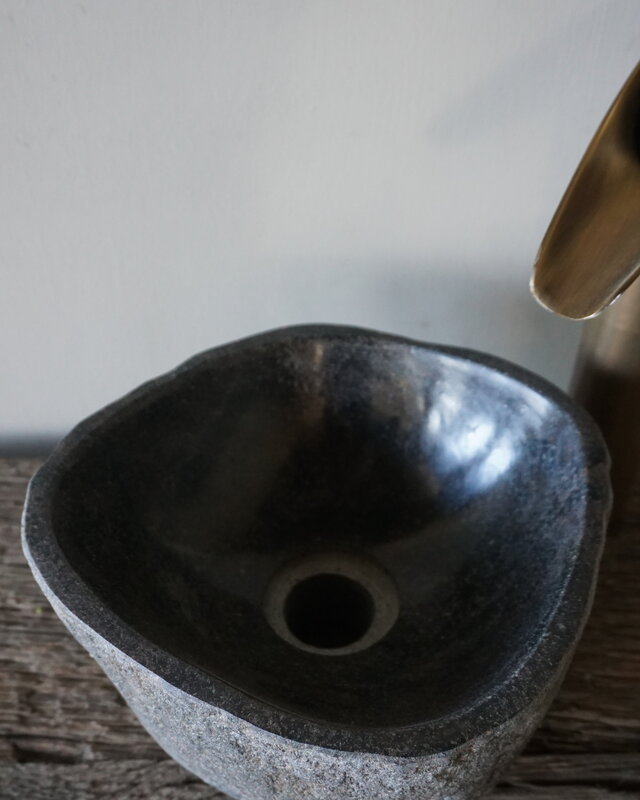 Rene Houtman Kleine Stenen Waskom + Spoelgat | H13 x B25 x D23 cm