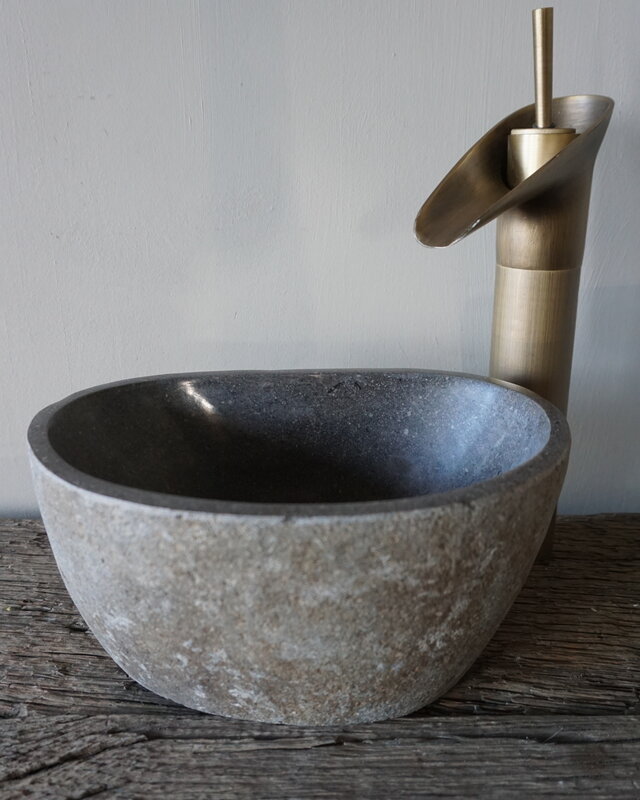 Rene Houtman Kleine Stenen Waskom + Spoelgat | H13 x B27 x D17 cm