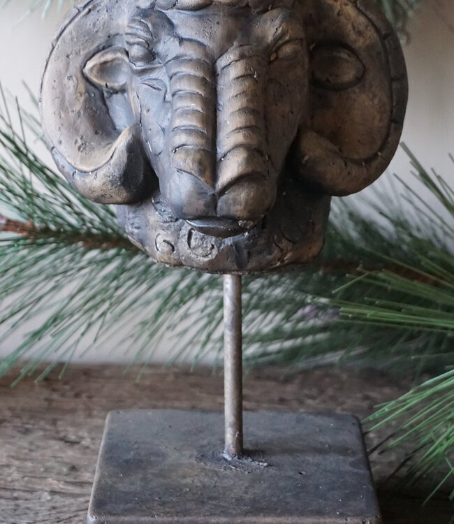 Brynxz Ram Op Voet Standbeeld | Majestic Brown | H27xB16  cm