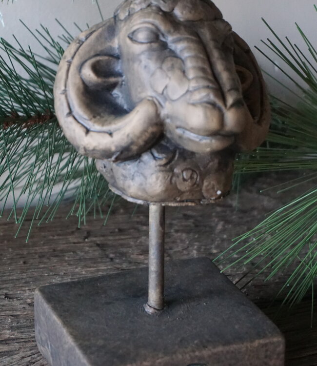 Brynxz Ram Op Voet Standbeeld | Majestic Brown | H20xB12 cm