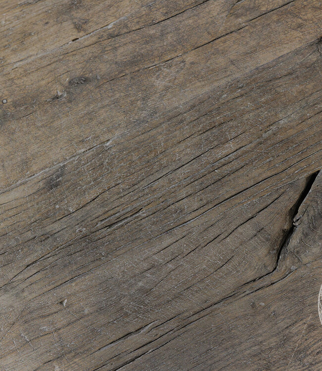 Be-Uniq Oude Bijzettafel | China | H38 x B71 x D56 cm