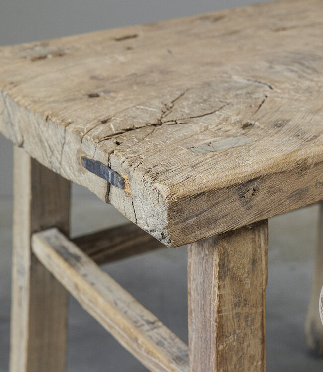 Be-Uniq Oude Bijzettafel | China | H52 x B54 x D39 cm