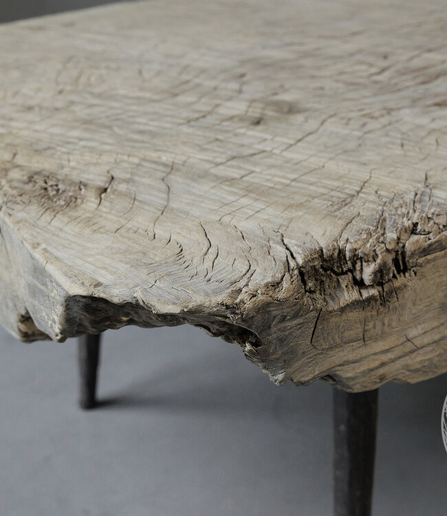 Be-Uniq Oude Salon Tafel | China | H36 x B89 x D57 cm