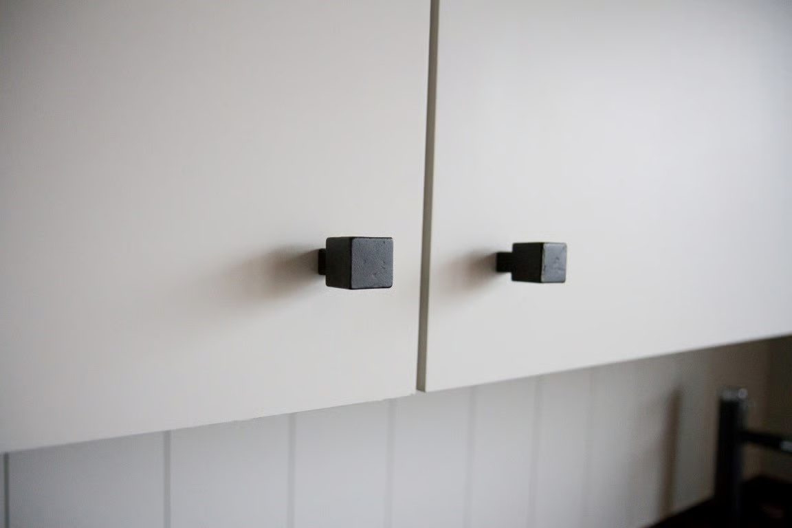 Dauby STUK MEUBELKNOP PQ-25 VEROUDERD IJZER - ZWART (VO) 25mm