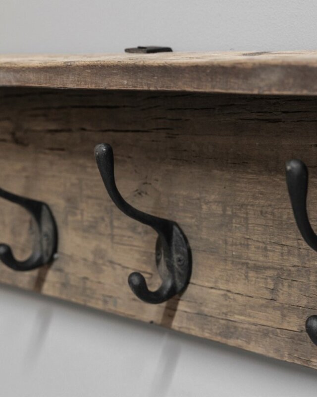 Be-Uniq Houten Kapstok Jamie | Zwarte Haken | L100 cm